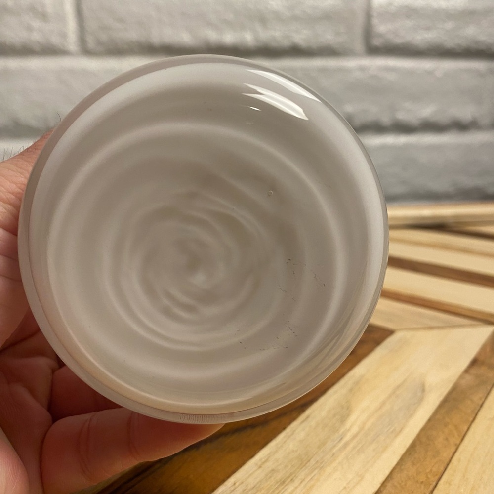 Vintage white satin Milk Glass Vase - Picture 3 of 6